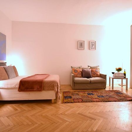 Charming Old Town Centre Studio Apartment Prague Exterior photo