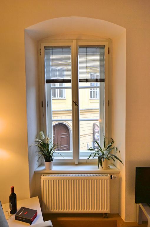 Charming Old Town Centre Studio Apartment Prague Exterior photo