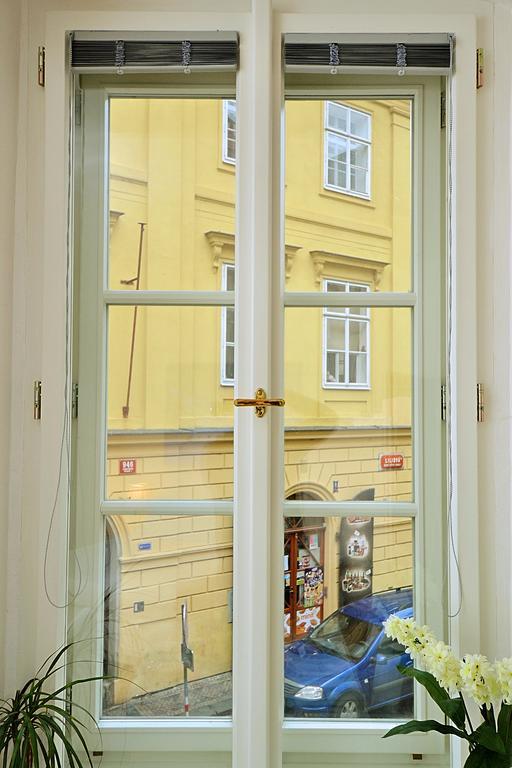 Charming Old Town Centre Studio Apartment Prague Exterior photo