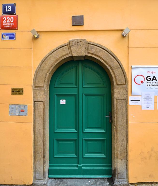 Charming Old Town Centre Studio Apartment Prague Exterior photo