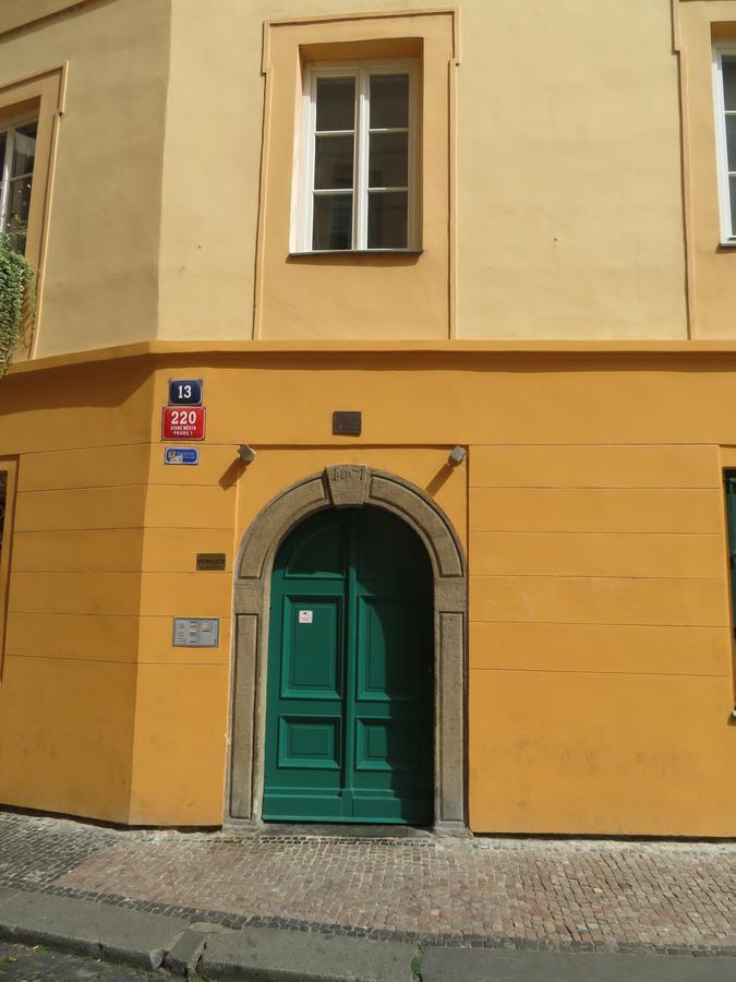 Charming Old Town Centre Studio Apartment Prague Exterior photo