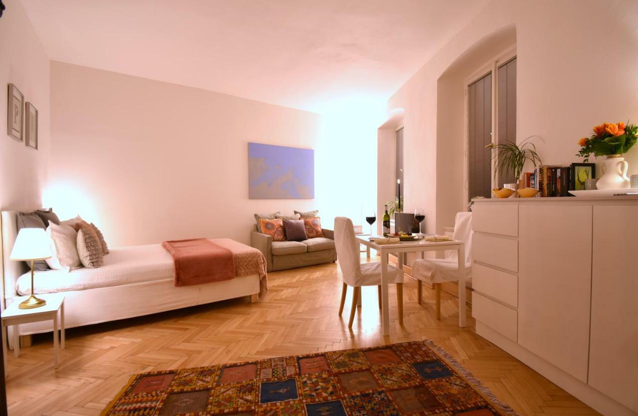 Charming Old Town Centre Studio Apartment Prague Exterior photo