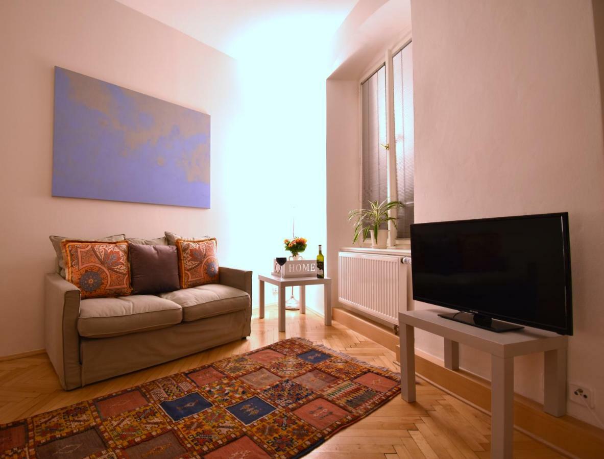 Charming Old Town Centre Studio Apartment Prague Exterior photo